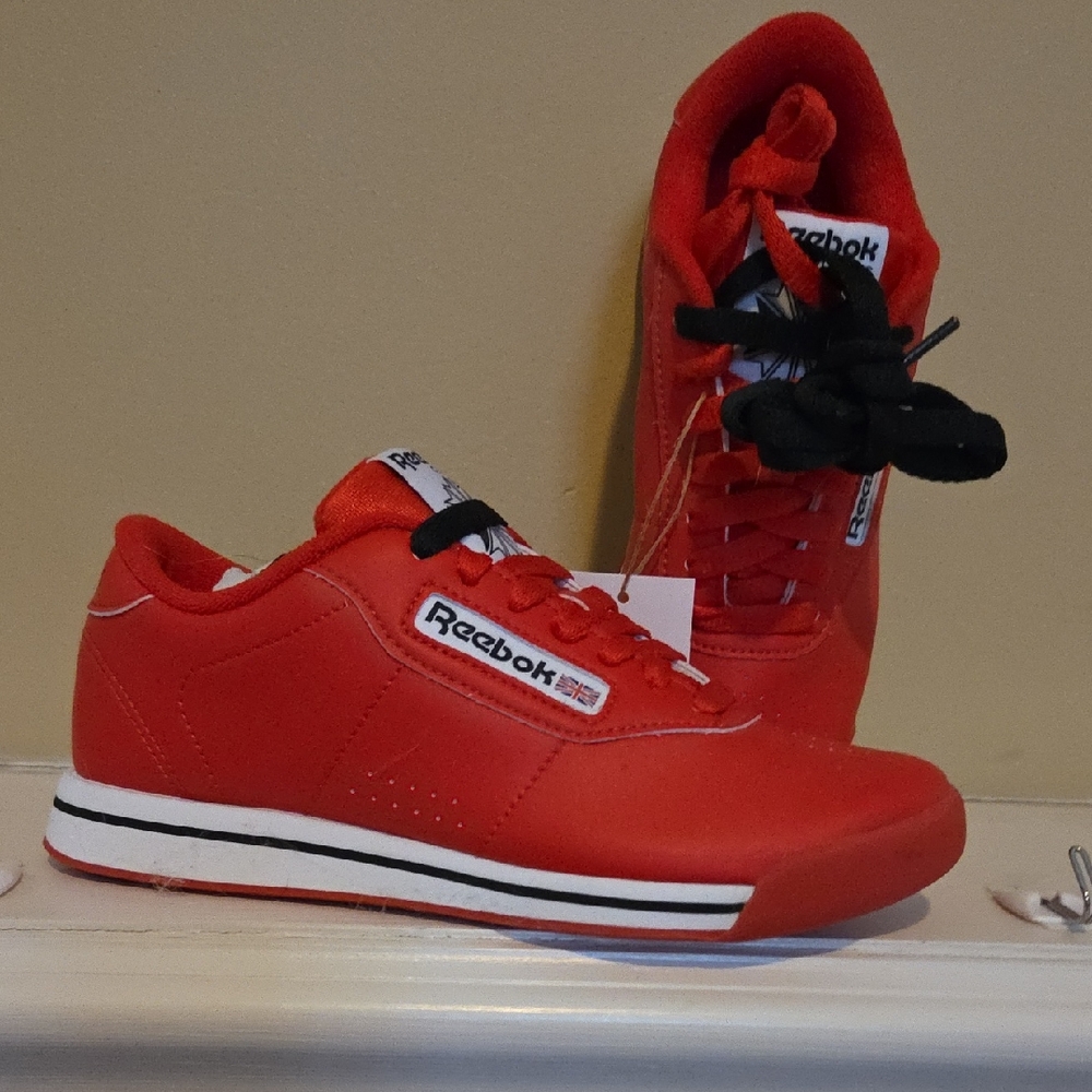 NEW Reebok Size 5 Red Sneakers-Never Worn
